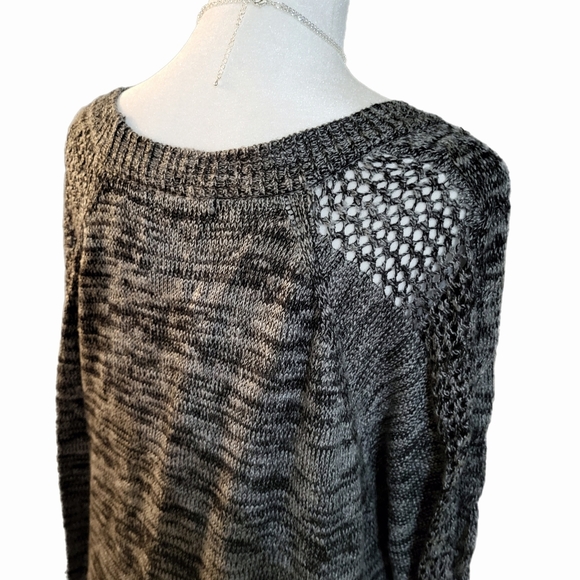 Maurices heathered gray soft knit sweater with crotched lace hem, like new cond. - Picture 5 of 11